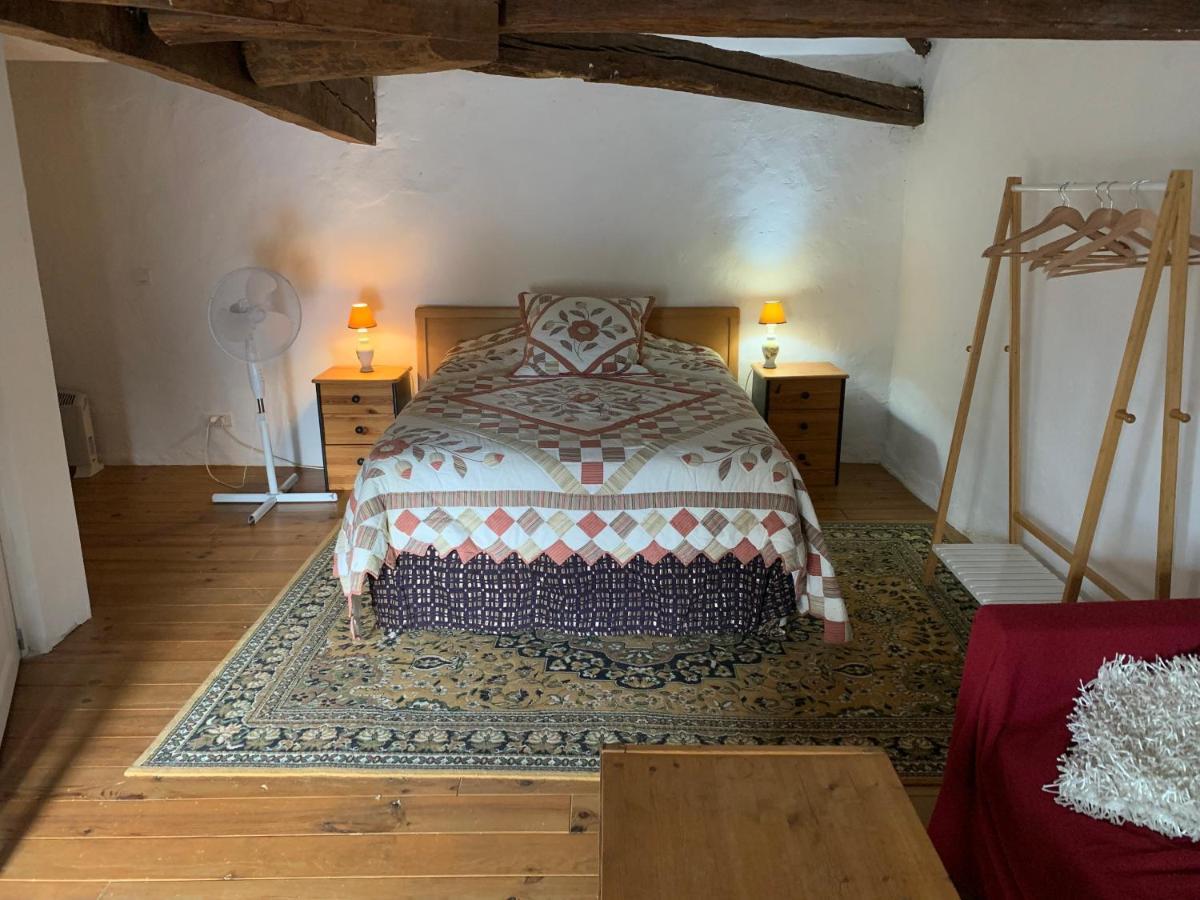 Chambre Sdb Privee Townhouse 26 Chambres D'Hotes Civray Civray  외부 사진